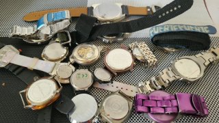 Lote de 15 relojes variados