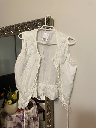 Camisa blanca bordada talla S