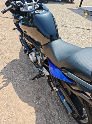 Yamaha Fazer 600 S1 Negra y Azul