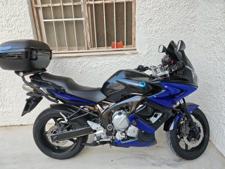 Yamaha Fazer 600 S1 Negra y Azul