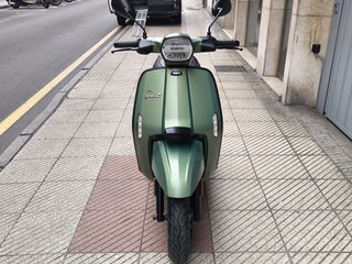 Lambretta V125 Special 2026 Verde Mate 0km