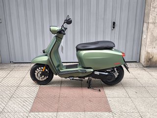 Lambretta V125 Special 2026 Verde Mate 0km