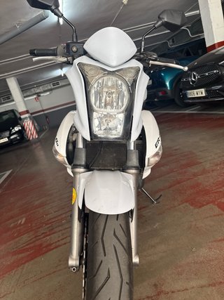 Kawasaki ER-6n limitada A2 2009 Color Blanco