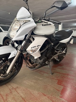 Kawasaki ER-6n limitada A2 2009 Color Blanco