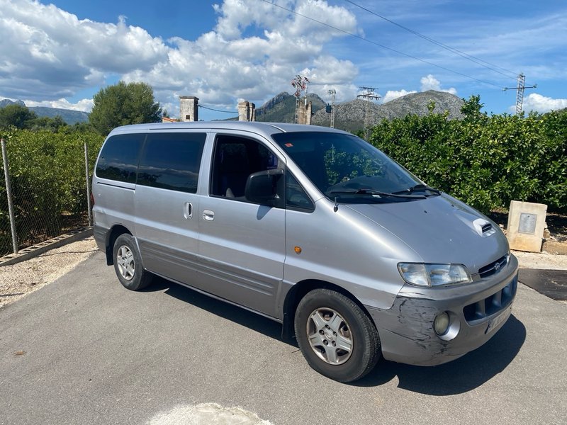 Hyundai H-1 camper - foto 1