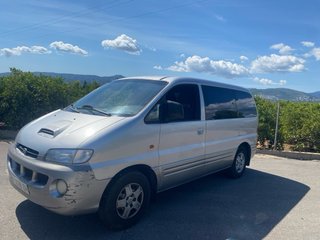 Hyundai H-1 camper