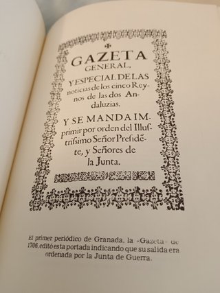 Libro "Historia de los periódicos granadinos"