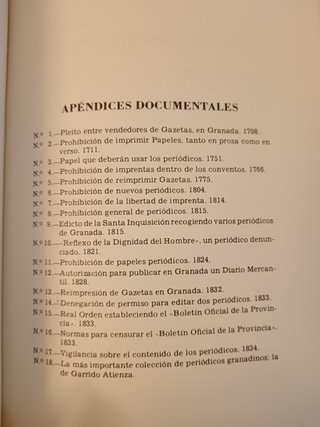 Libro "Historia de los periódicos granadinos"