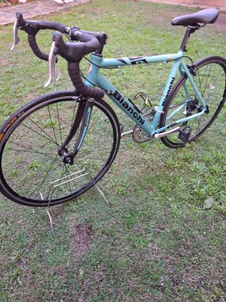 BIANCHI  Bicicleta de carretera
