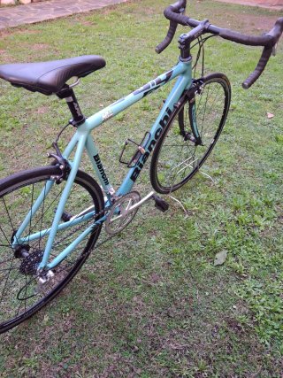 BIANCHI  Bicicleta de carretera