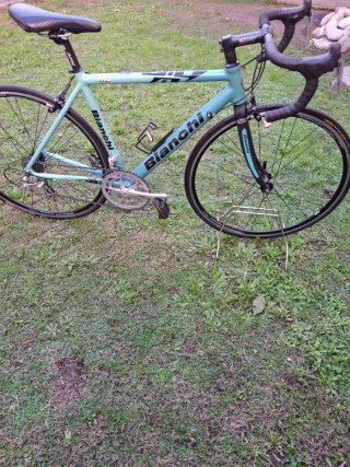 BIANCHI  Bicicleta de carretera
