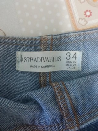 Falda pantalón vaquera Stradivarius