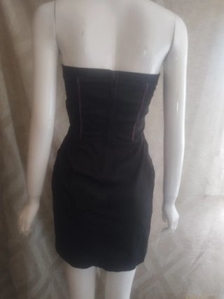 Vestido mini tipo corsé (medidas en descripción)