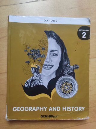 Libros 2 ESO 10€ cada uno.