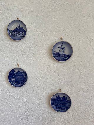 4 Piatti Royal Copenhagen Decorativi