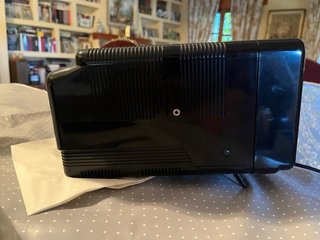 Televisor Portátil Vintage Tobishi 5”