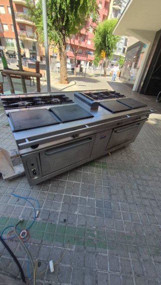 Cocina industrial acero inoxidable 4 fuegos