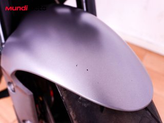 TRIUMPH STREET TRIPLE 675 R