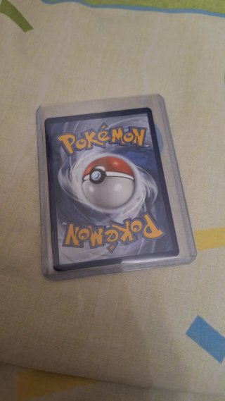 Carta Pokémon Zoroark de Hisui V ASTRO