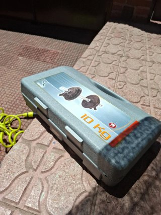 Maletín de pesas con discos 1 y 2 Kg.