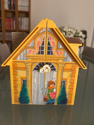 Casa de muñecas Playmobil con muebles