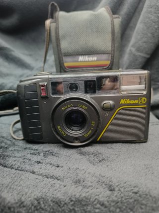 Nikon AD3 - Cámara analógica (No funciona)