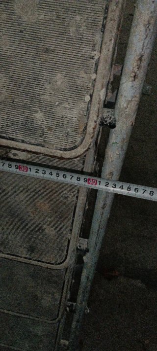 Escalera plegable de 4 peldaños