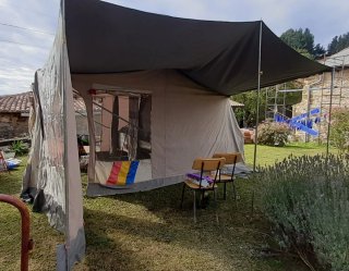 Remolque tienda Sango Brisa totalmente equipado