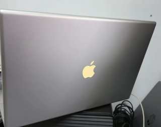 Apple MacBook Pro 4,1 2008