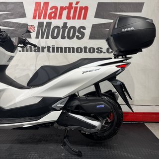Honda PCX 125 Blanca