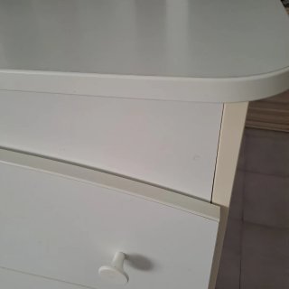 Cómoda infantil blanca de madera