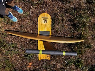 Tabla de surf madera hueca sostenible