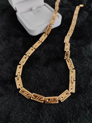 Collana con timbro 18 kt