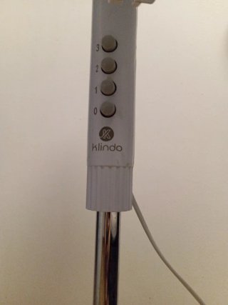 Ventilador de pie blanco