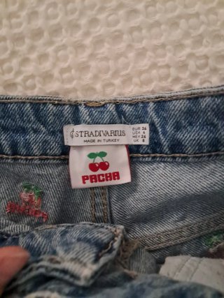 Shorts vaqueros Stradivarius pachá