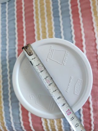 Lote 6 macetas con plato plástico beige/blanco
