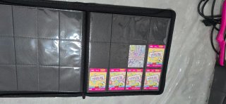 Album Hello Kitty & Friends quasi completo