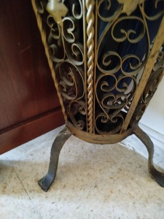 Paragüero forja metal dorado