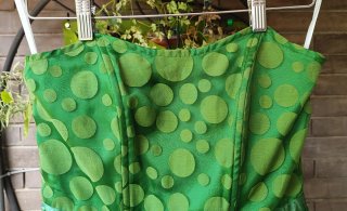 Vestido fiesta verde lunares palabra de honor