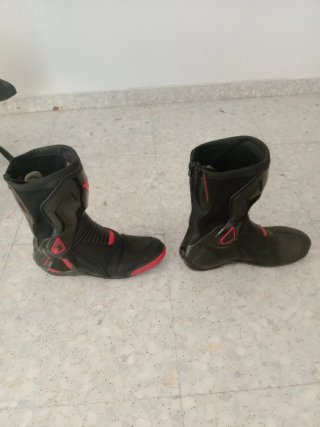 Botas y Guantes Dainese