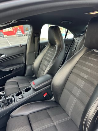 Mercedes-Benz Clase CLA 200d 2017