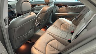 Mercedes-Benz E500 2003