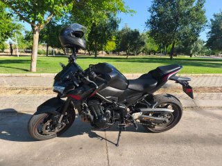Kawasaki Z900 A2 2020 Negra