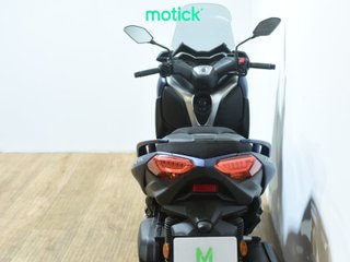 YAMAHA XMAX 125