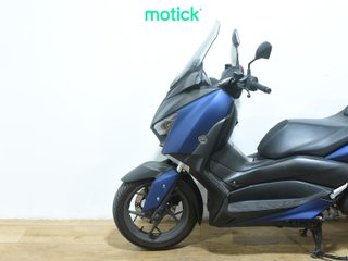 YAMAHA XMAX 125