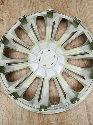 JUEGO DE 4 TAPACUBOS DE 14"