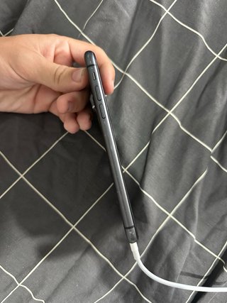 iPhone 11 Apple