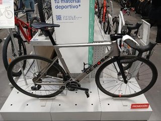 Bicicleta De Rosa Merak (CARBONO) plateada