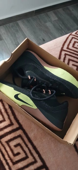 Zapatillas Nike Zoom Negras y Verdes
