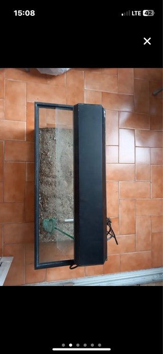 Acuario con grava